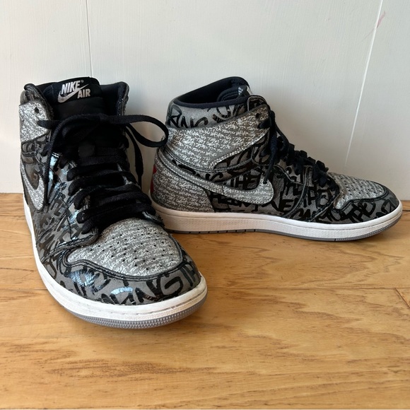 Nike Air Jordan 1 Rebellionaire Sneakers Retro High OG Black 9 Grey - Picture 5 of 12